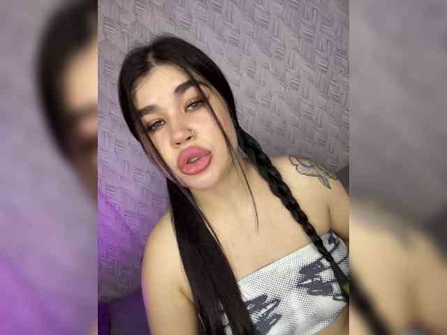 suchka-black- webcam