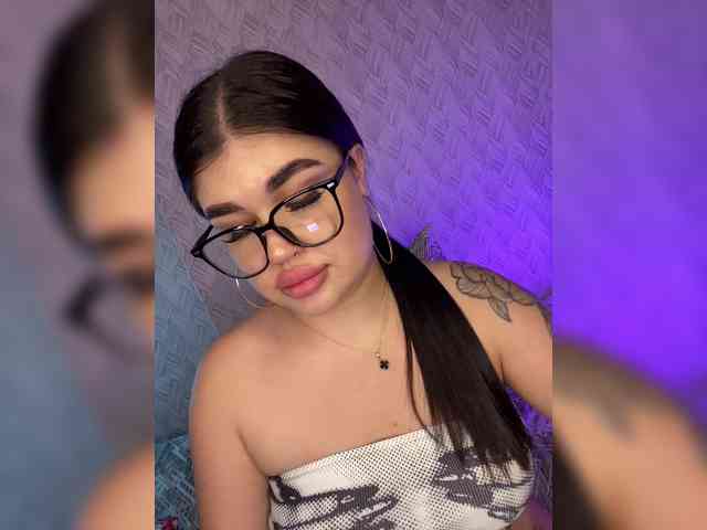 suchka-black- webcam