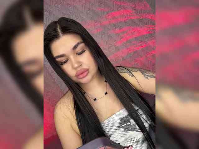 suchka-black- webcam