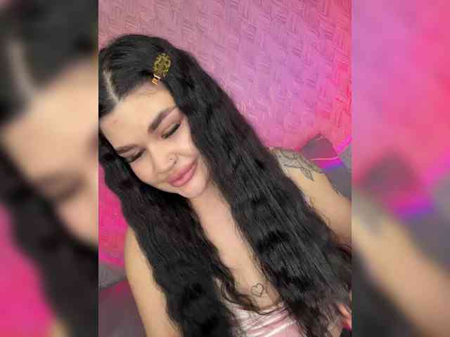 suchka-black- webcam