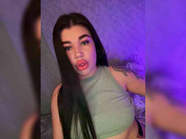 suchka-black- webcam
