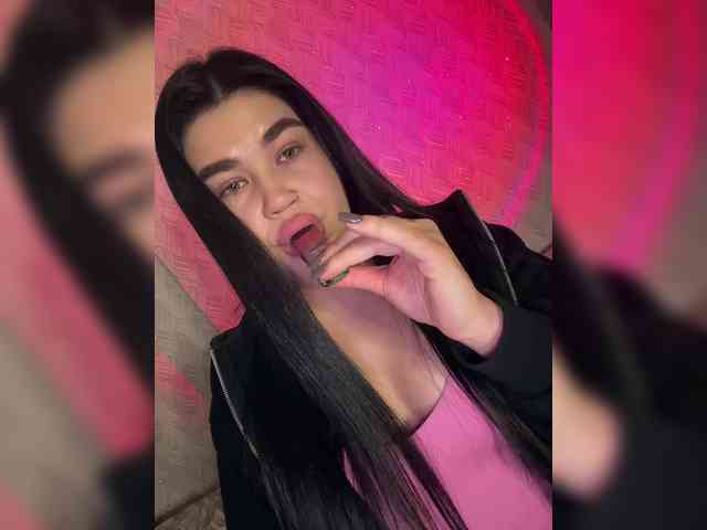 suchka-black- webcam