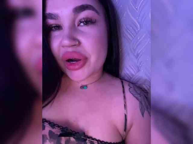 suchka-black- webcam