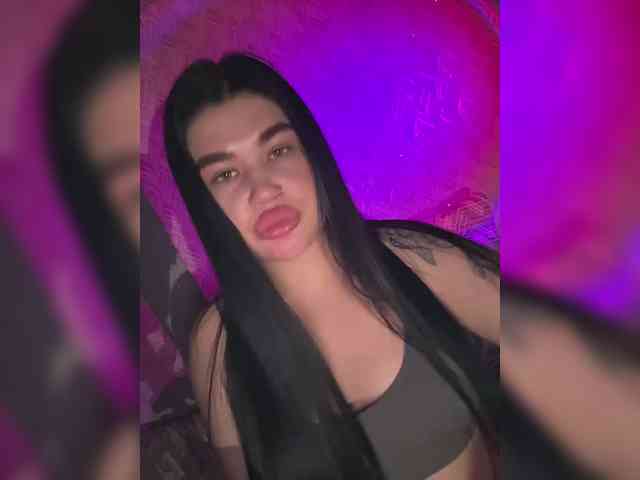 suchka-black- webcam