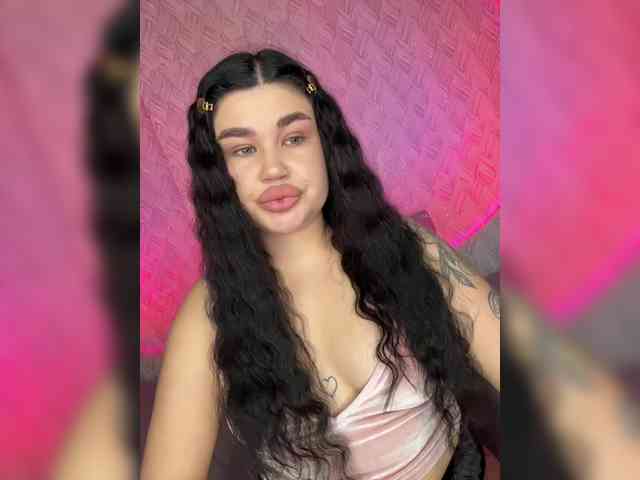 suchka-black- webcam