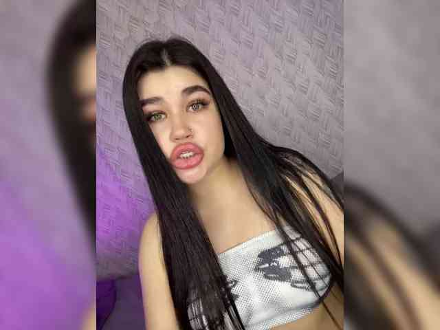 suchka-black- webcam