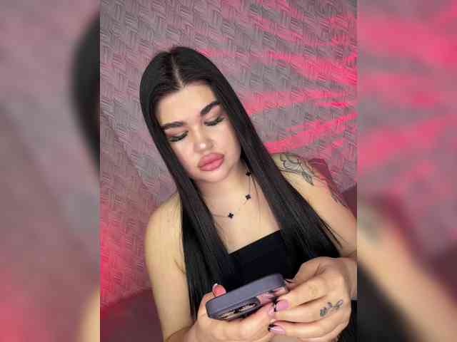 suchka-black- webcam