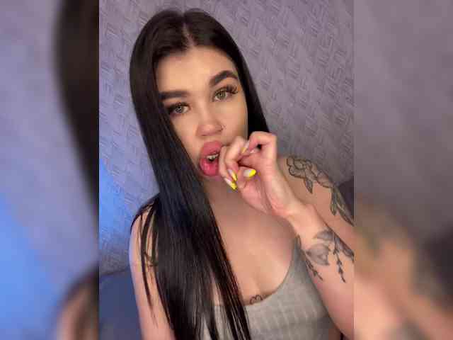 suchka-black- webcam