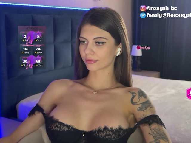RoxyDoll's BongaCams show and profile