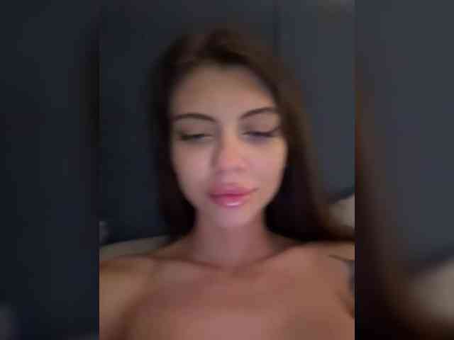 Roxysh webcam