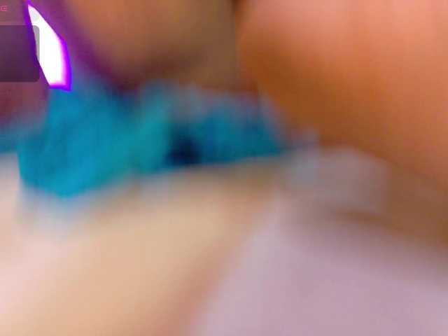 chloe-rosse's BongaCams show and profile