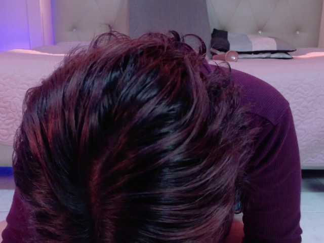 chloe-rosse's BongaCams show and profile