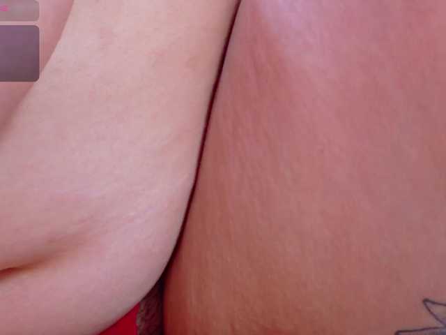 chloe-rosse's BongaCams show and profile