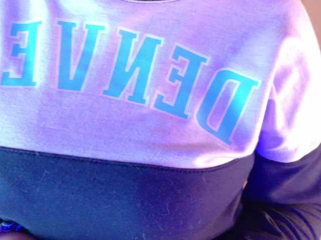 chloe-rosse's BongaCams show and profile