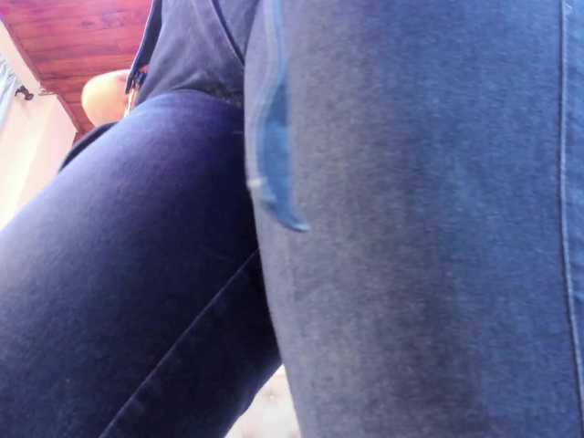 chloe-rosse's BongaCams show and profile