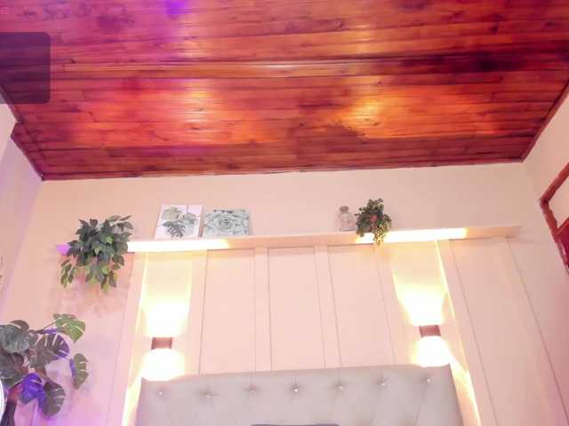 chloe-rosse live cam profile