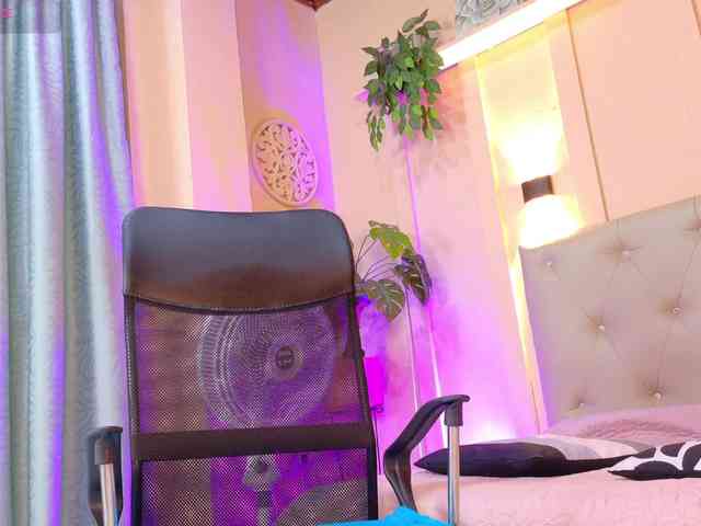 chloe-rosse chloe-rosse