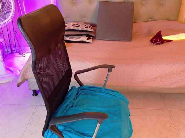 chloe-rosse chloe-rosse