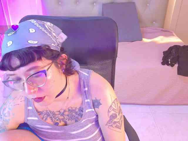 chloe-rosse chloe-rosse