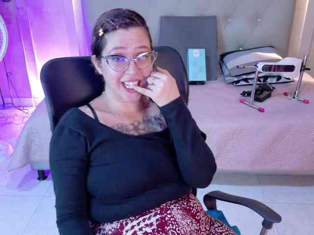 chloe-rosse chloe-rosse