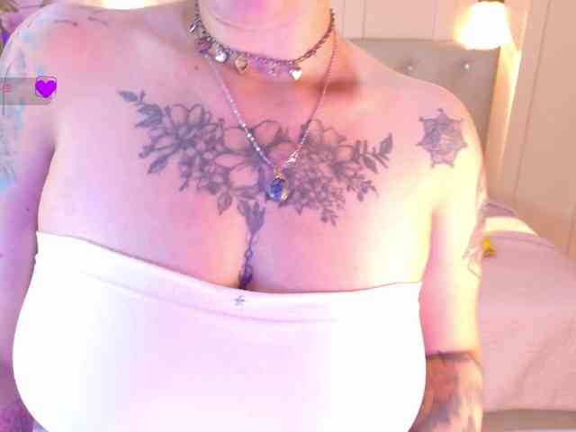 chloe-rosse Live Webcam on BongaCams