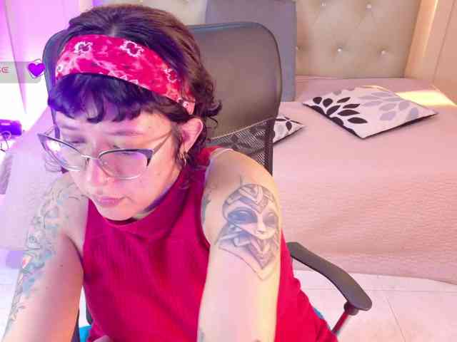 chloe-rosse Live Webcam on BongaCams