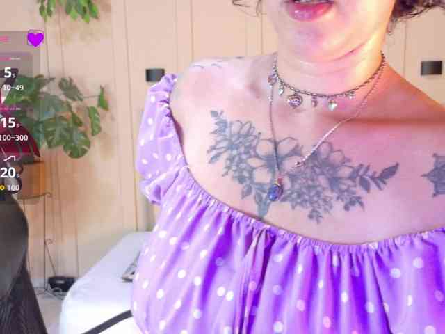 chloe-rosse Live Webcam on BongaCams