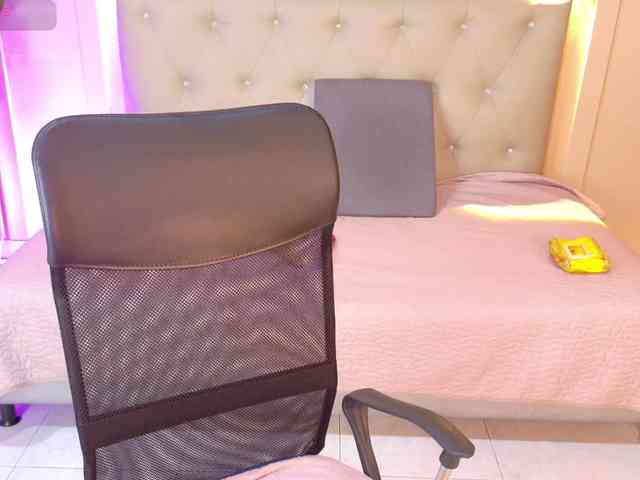 chloe-rosse chloe-rosse