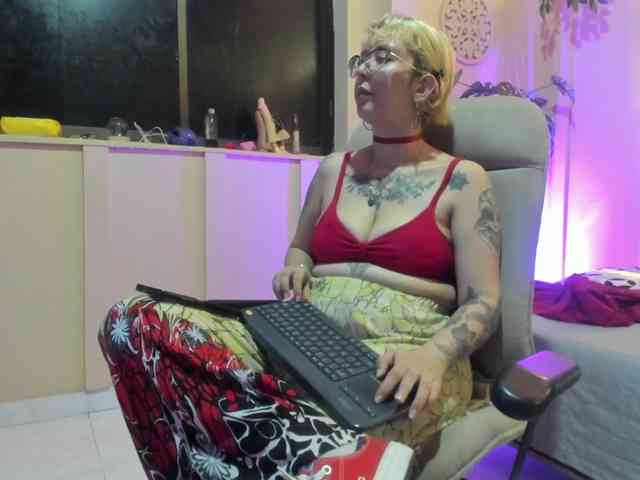 chloe-rosse webcam