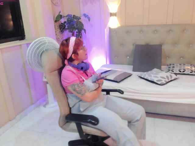 chloe-rosse webcam