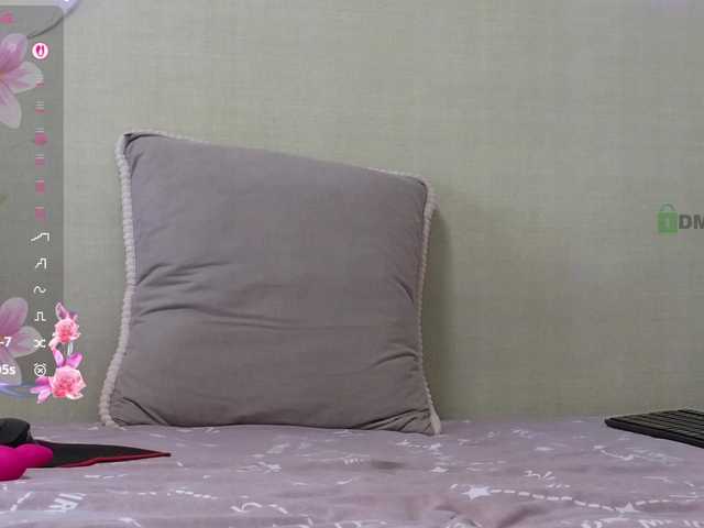 MashaWoW's BongaCams show and profile