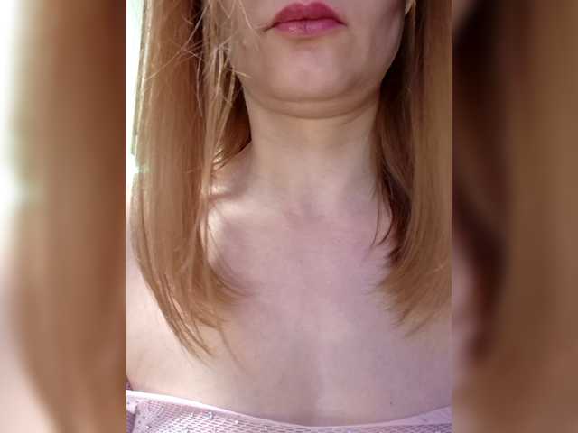 MashaWoW's BongaCams show and profile