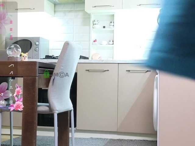 MashaWoW's BongaCams show and profile