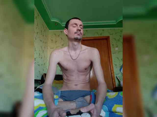 Alex19901990 Alex19901990