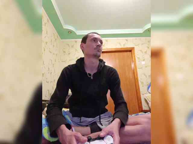 Alex19901990 Alex19901990