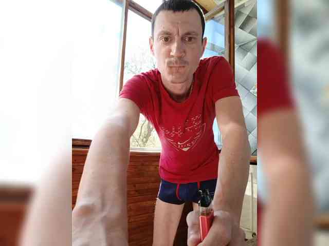 Alex19901990 Alex19901990