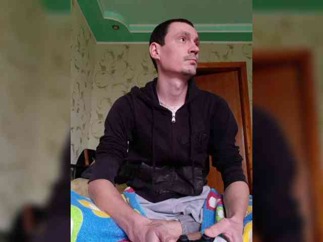 Alex19901990 Alex19901990