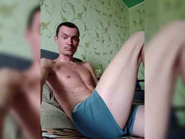 Alex19901990