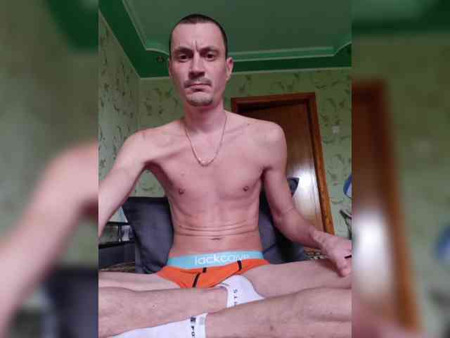 Alex19901990