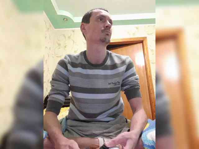 Alex19901990 Alex19901990