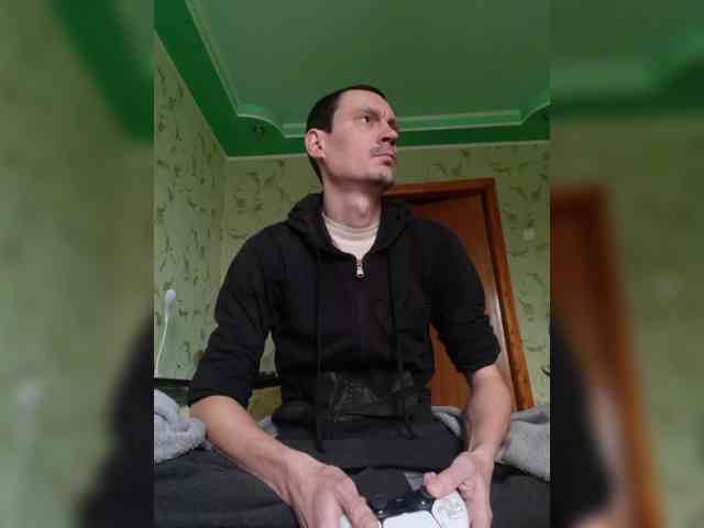 Alex19901990 Alex19901990