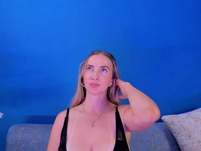 BellaMarieX's BongaCams show and profile