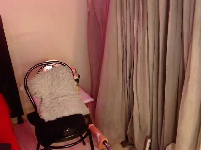  Francy84 chat room