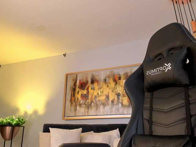 KylaMorrison's BongaCams show and profile