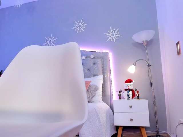 KylaMorrison's BongaCams show and profile