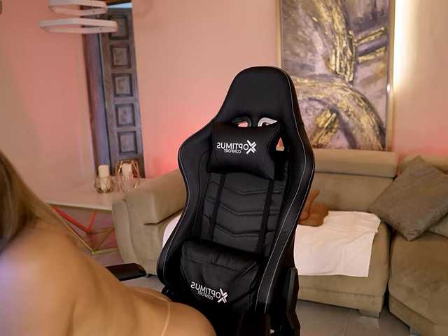 KylaMorrison's BongaCams show and profile