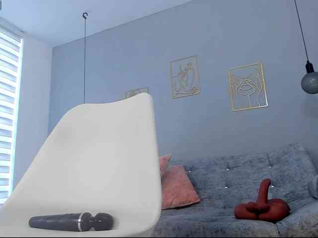 KylaMorrison webcam