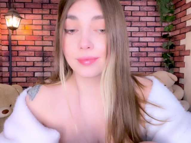 kisskissssss's BongaCams show and profile