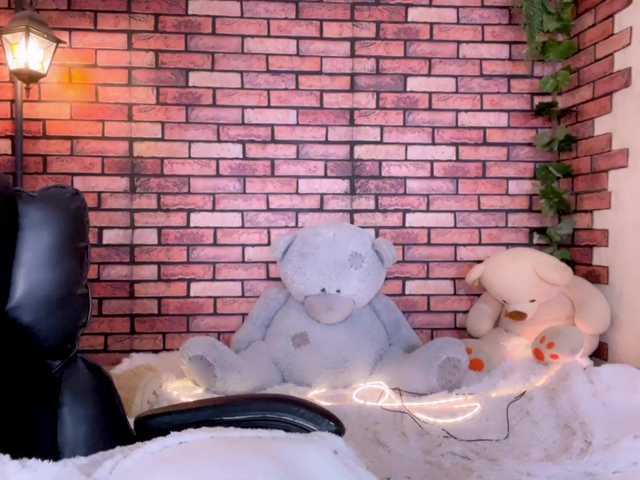 kisskissssss's BongaCams show and profile