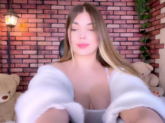 kisskissssss's BongaCams show and profile